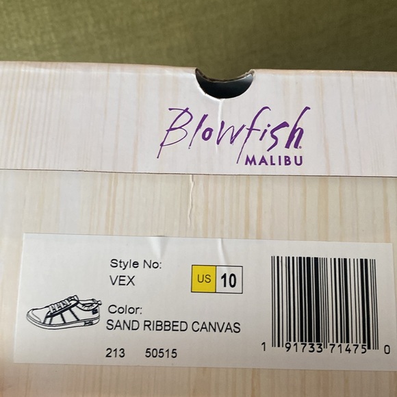 Brand new Blowfish Vex sneaker in neutral sand color - Picture 5 of 5